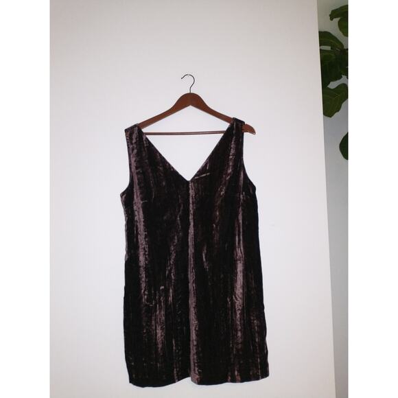 French Connection Women’s Purple Velvet Cocktail Dress Size 10 Double V-Neck - Picture 5 of 16